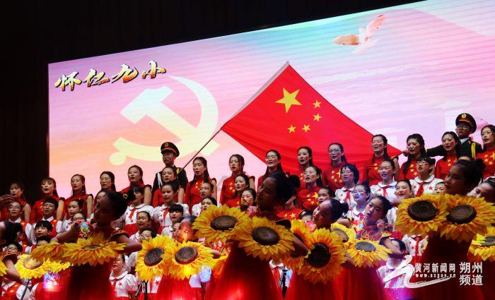 炎亚纶出席二审,改口否认所有罪名,耀乐发文内涵他为复出无底线